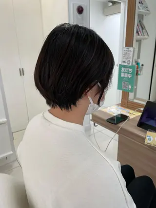 ショート ✂ 持田 真菜のヘアスタイル