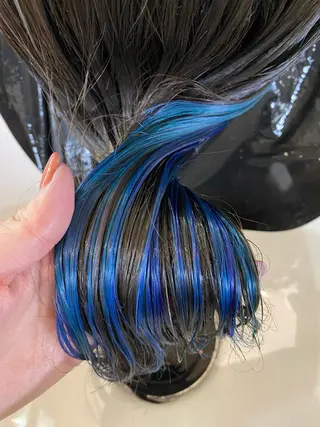 セミロング 小林 朋花のヘアスタイル