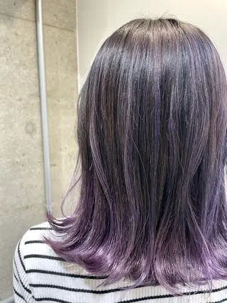 ミディアム カラー ハイライトが 得意なニキです😊のヘアスタイル