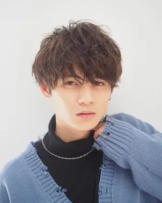 メンズ 波巻き/ツイスパ ⭐️岡安のヘアスタイル