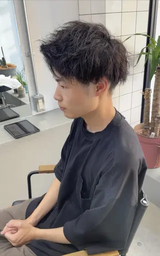 ミディアム メンズ専門サロン wokeのヘアスタイル