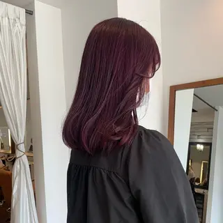 カラー 的場 莉音のヘアスタイル