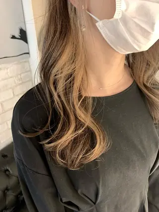 ロング ✨ハイトーン✨艶髪 ✨髪質改善✨和田のヘアスタイル