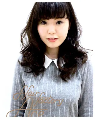 セミロング 所渉/韓国レイヤー /ウルフカットのヘアスタイル