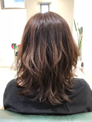 ミディアム 柴田泰秀sotti. 髪質改善/ブリーチのヘアスタイル