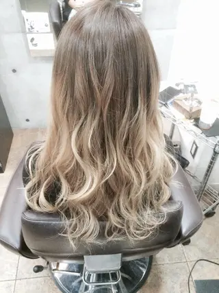 ミディアム セミロング ロング カラー パーマ SUNNY GRACEのヘアスタイル