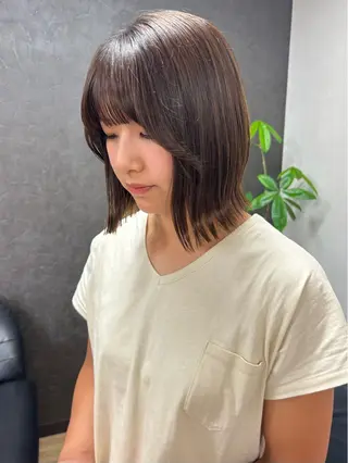 ショート レイヤー/インナー カラー🦋ルイのヘアスタイル