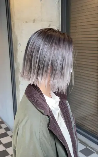 ショート カラー LUSTRE クロサワのヘアスタイル
