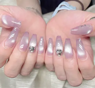 ネイル アヤメネイル 最新チップスカルプのネイルデザイン