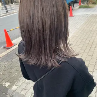 ミディアム カラー UMEDA FIGAROのヘアスタイル