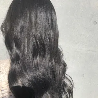 ロング カラー くまがい みゆ【edge.】のヘアスタイル