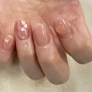 ネイル アトリエ　ミモザ所属・いまむら あかりのネイルデザイン