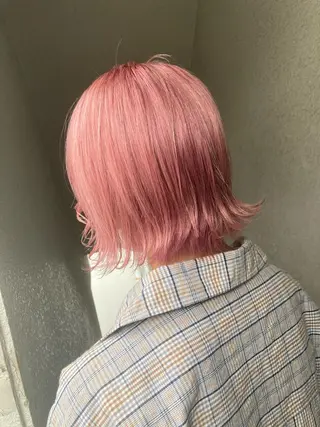 ショート カラー ブリーチカラー🌈 石垣翔太のヘアスタイル