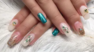 ネイル マジック ミラーのネイルデザイン