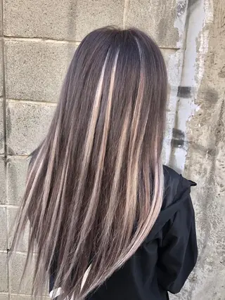 カラー ダブルスキルエクステ /羽エクステ白石宇由のヘアスタイル