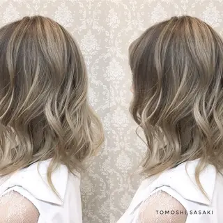 カラー ササキ トモシのヘアスタイル