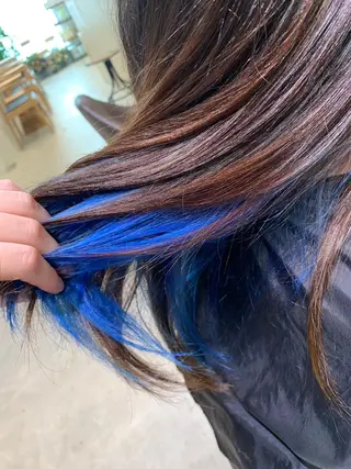 ミディアム ツイスパ・波巻き 🩵片平和香奈のヘアスタイル