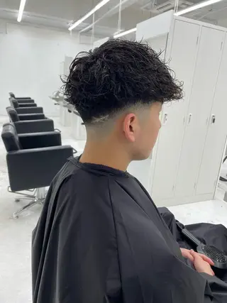 メンズ スパイキーパーマ 柏NO1 藤本葉のヘアスタイル