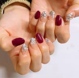 ネイル VIERU 🌈🎀💖のネイルデザイン