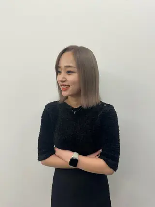 ショート カラー ヘアアレンジ 渋谷のブリーチカラー シェフ🧑‍🍳蓮のヘアスタイル