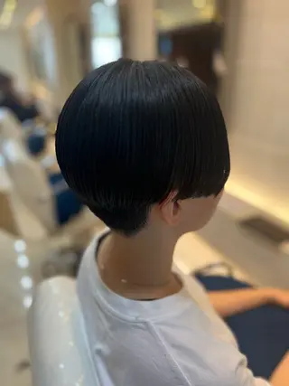 ショート 大川 愛未のヘアスタイル