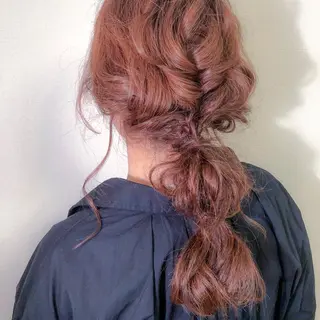 ミディアム カラー ヘアアレンジ 北堀江【HUE】 アオキ　コータのヘアスタイル