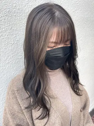 ロング カラー 中堀 遥のヘアスタイル