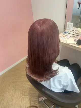 セミロング カラー 砂野 真璃奈のヘアスタイル