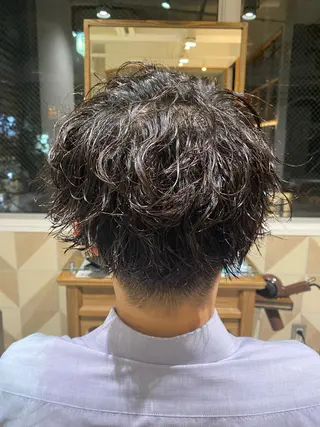 ショート カラー パーマ ヘアアレンジ メンズ メンズパーマの巨匠 鈴木純のヘアスタイル