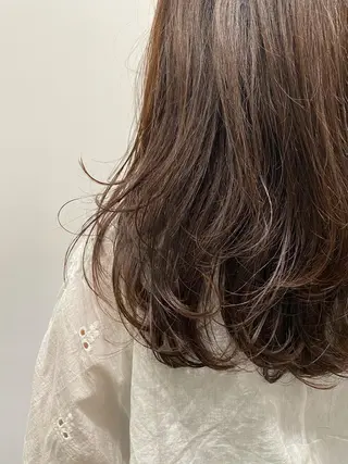 ロング 壁谷  加保理のヘアスタイル