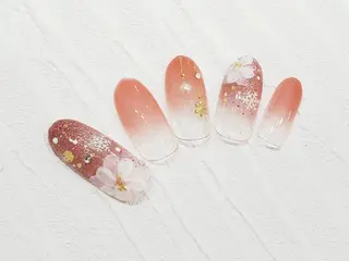 ネイル 早坂  のネイルデザイン