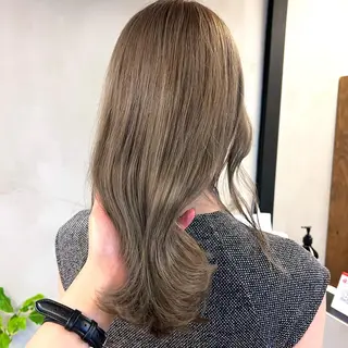 ミディアム カラー パーマ ヘアアレンジ メンズ キッズ ネイル マツエク・マツパ アイブロウ 前川 朋香のヘアスタイル
