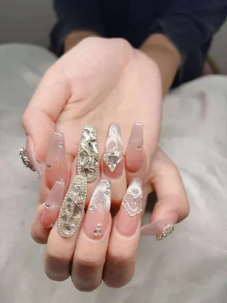 ネイル Lee Nailsのネイルデザイン