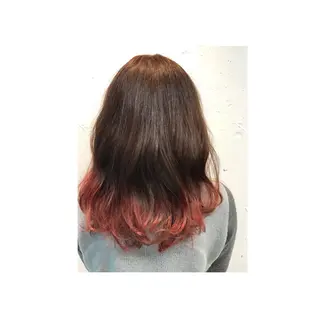 カラー やまもと すぐるのヘアスタイル
