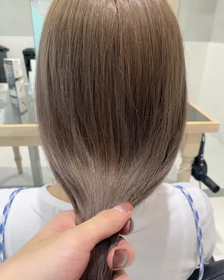ロング オリーブ カラー✨有坂映哉のヘアスタイル