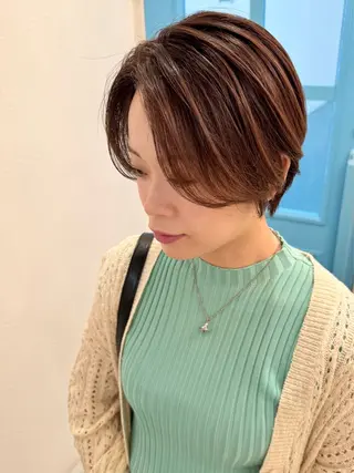 ショート アビリタ 警固のヘアスタイル