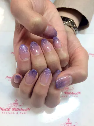 ネイル ネイルリボン 受付スタッフのネイルデザイン