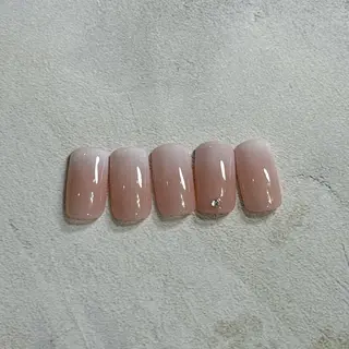 ネイル novem所属・novem Manamiのネイルデザイン