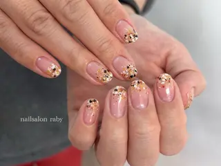 ネイル Raby 浅草店所属・raby KESAMIのネイルデザイン