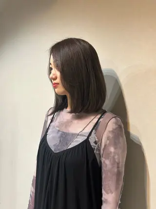 ミディアム カラー 川筋 桃果のヘアスタイル
