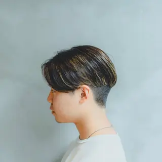 ショート カラー メンズ 宇野 佑馬のヘアスタイル