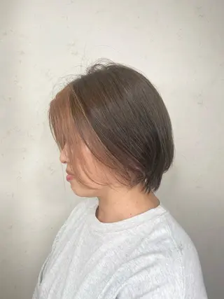 ショート カラー Yoshida marinaのヘアスタイル