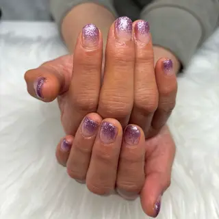 ネイル SHIORI ⭐︎のネイルデザイン