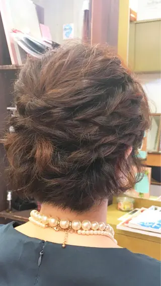 ショート ヘアアレンジ ツイスパ・波巻き 🩵片平和香奈のヘアスタイル