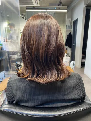 ミディアム ショート・ウルフ✂︎ 安住有咲子のヘアスタイル