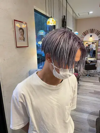 カラー メンズ マツノ ユウキのヘアスタイル