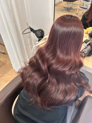 ロング カラー 西野 麻瑚のヘアスタイル
