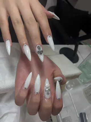 ネイル 遠山 ユキのネイルデザイン