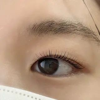 マツエク・マツパ 'Olu KUMIのネイルデザイン