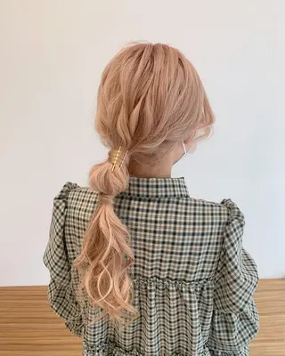 ロング ヘアアレンジ tomida yukiの眉毛・アイブロウイメージ